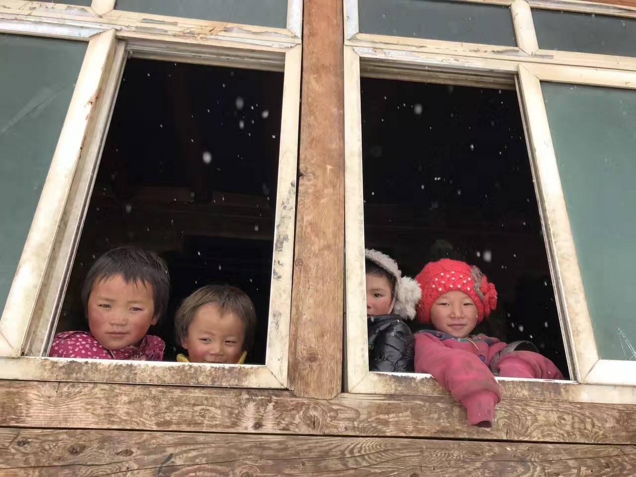 开云官方站入口-开云online(中国)公益回顾丨家国同欢月同圆 温暖满载甘孜州(图9)